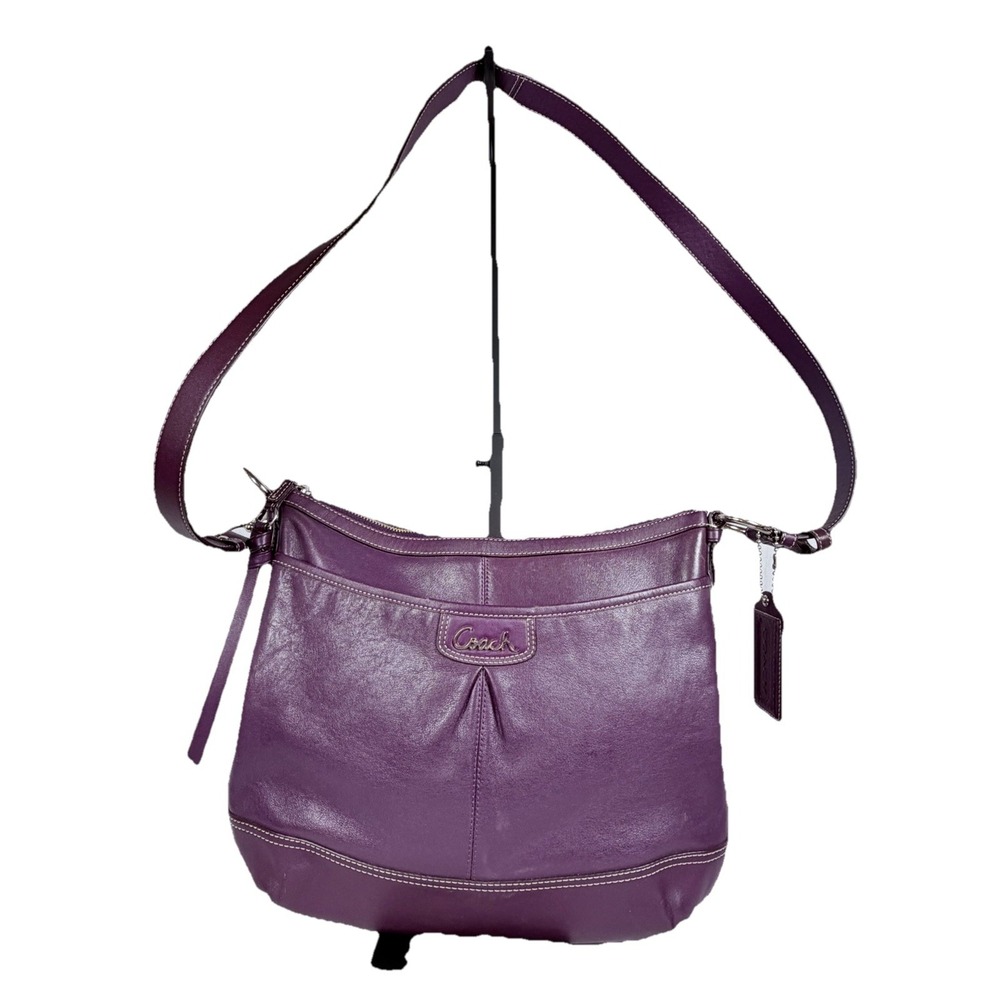 Coach LeatherDuffel Crossbody Bag Violet‎ Purple Pink Lining Adjustable Strap
